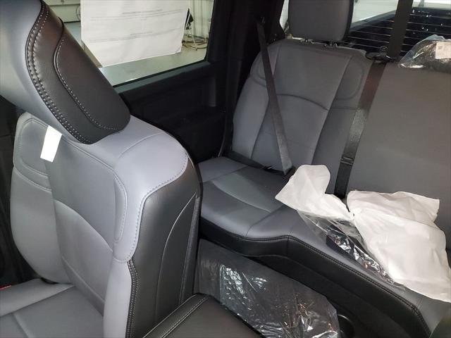 2026 RAM 3500 Tradesman - Photo 12