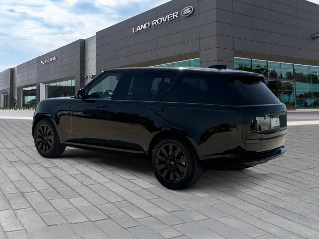 New 2027 Black Land Rover SE image 3