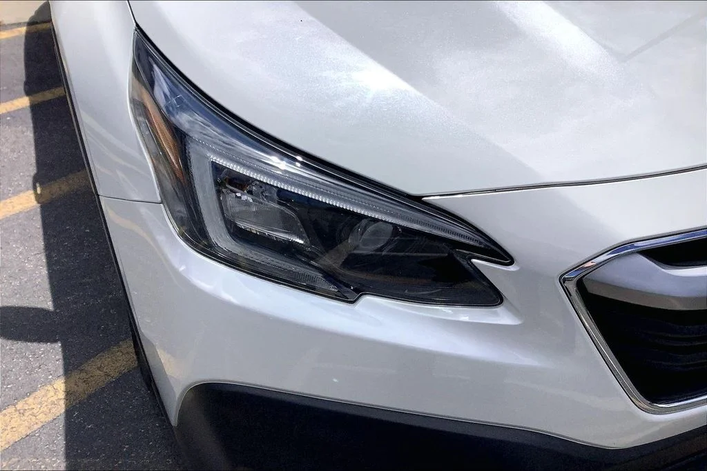 Used 2020 White Subaru Premium image 32
