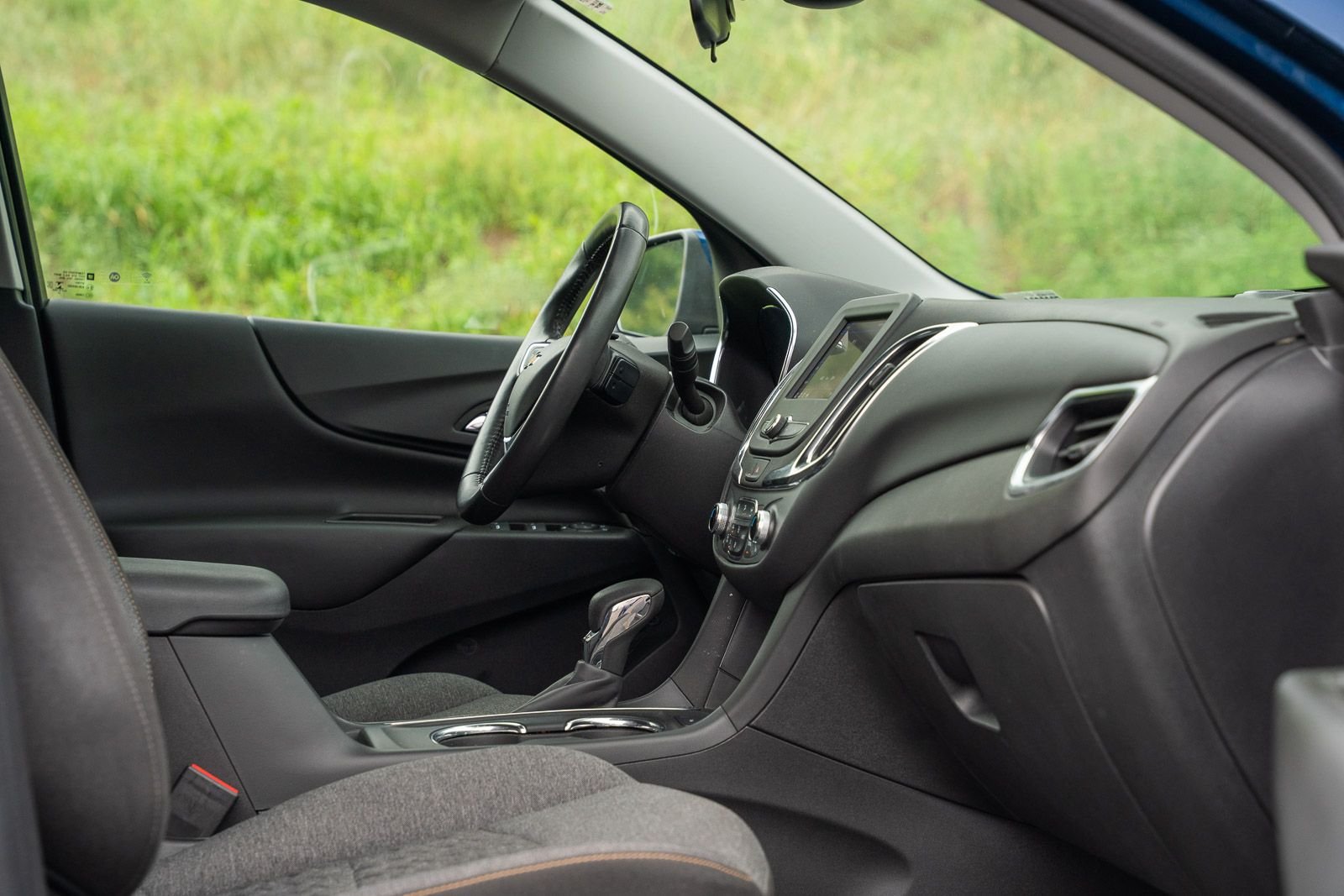Used 2022 Blue Chevrolet LT image 13