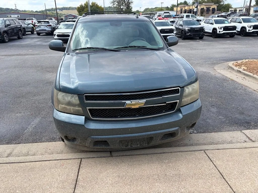 Used 2010 BLUE GRANITE METALLIC Chevrolet LT image 1