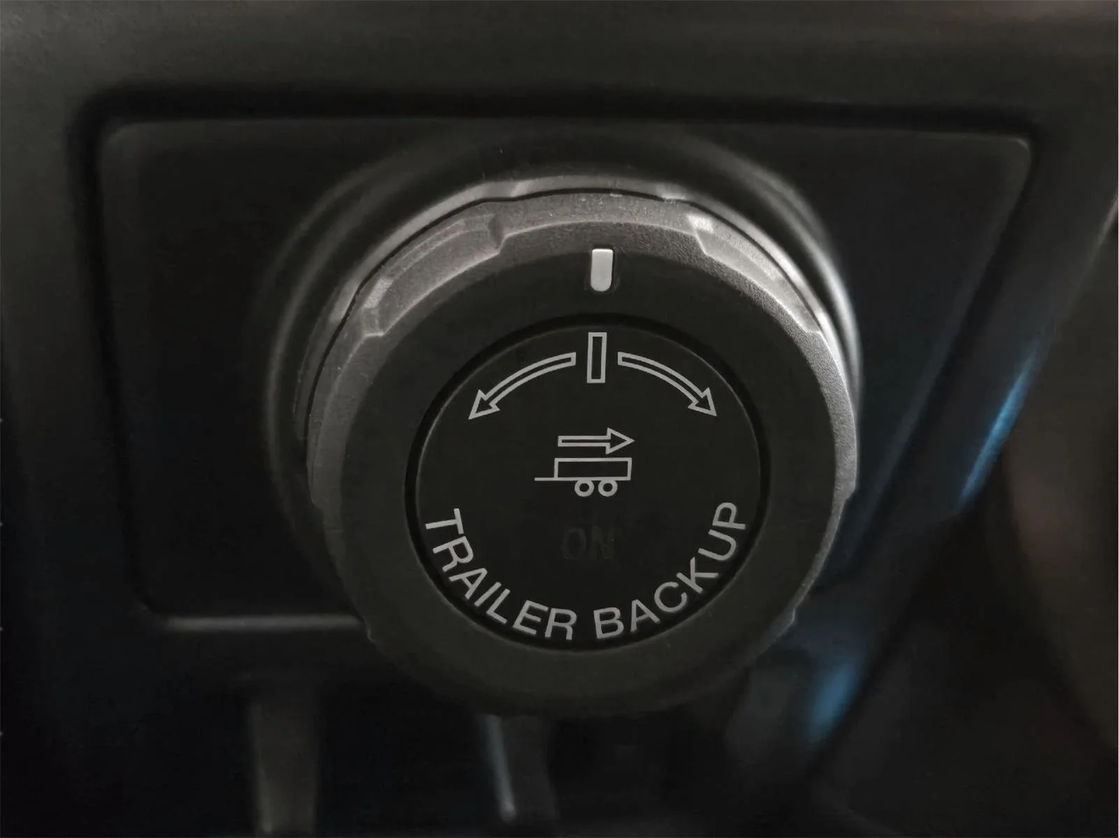 Used 2017 Oxford White Ford XLT image 22