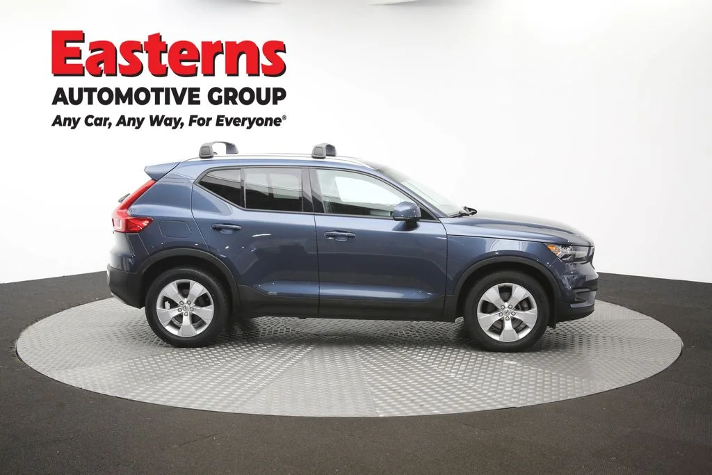Used 2021 Gray Volvo Momentum image 46