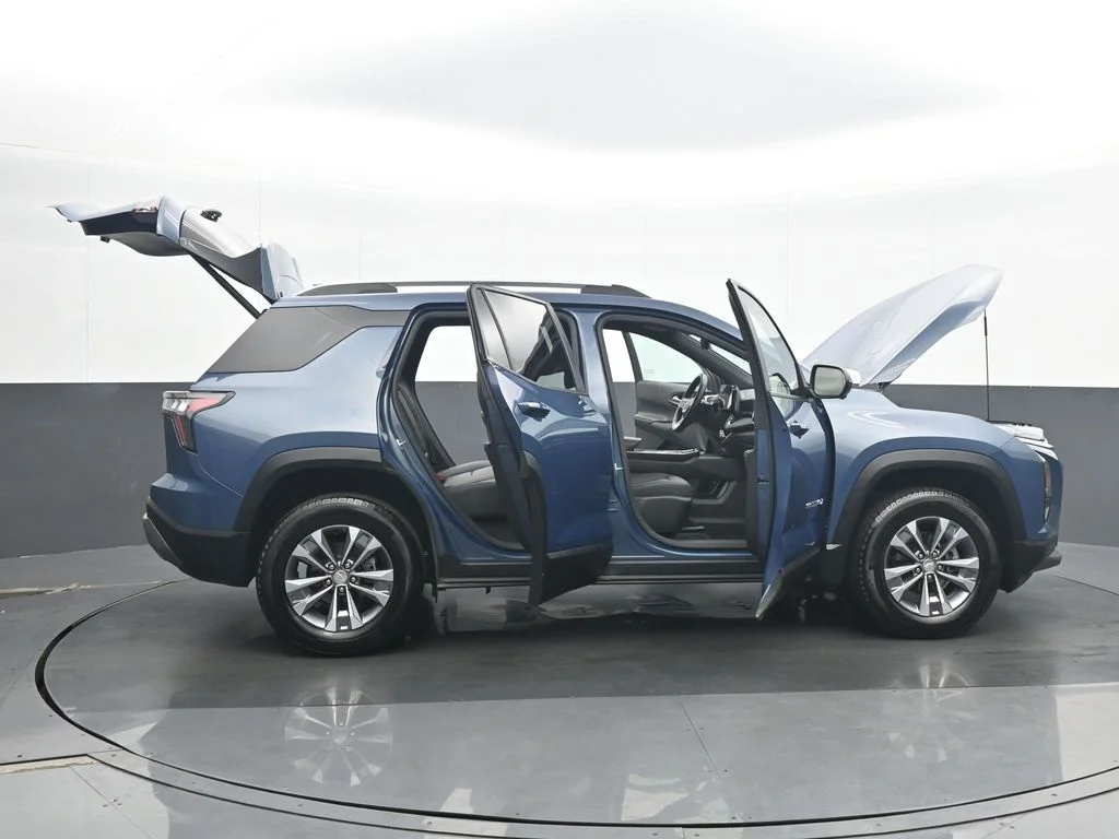 Used 2025 Blue Chevrolet LT image 36