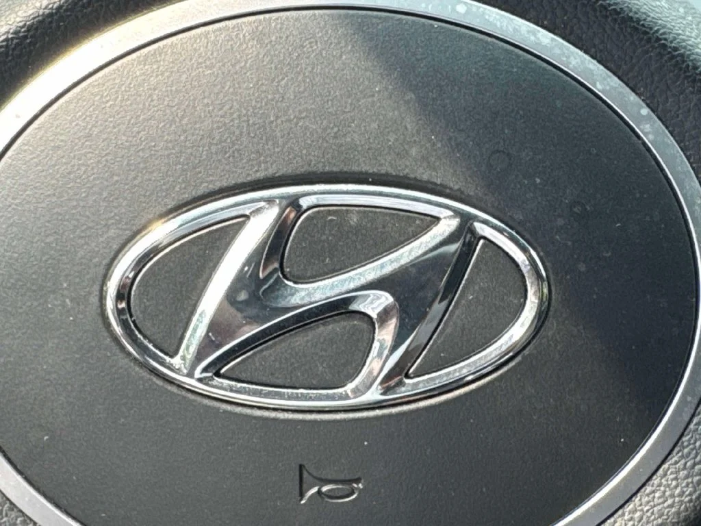 Used 2024 Black Hyundai SEL image 32