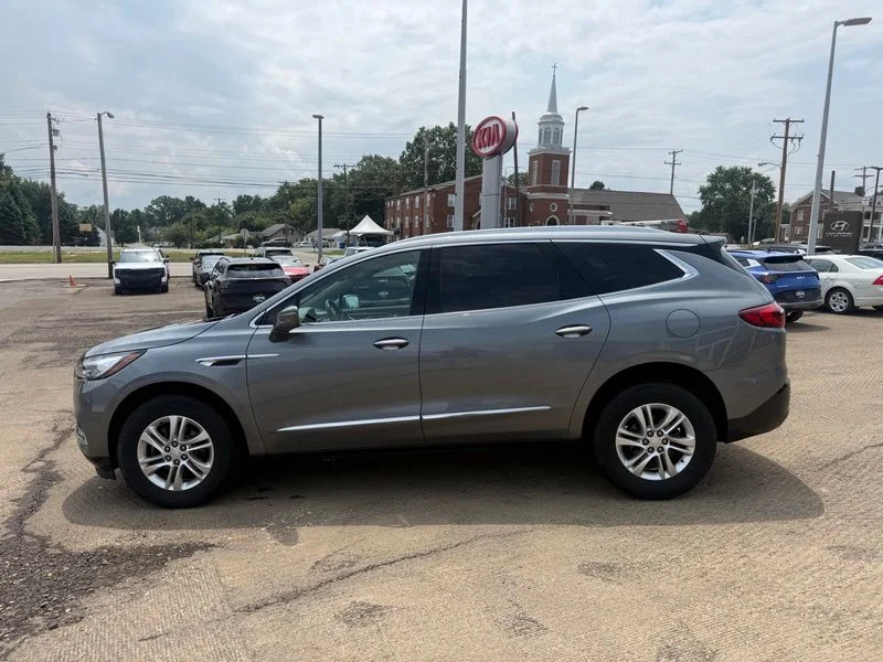 Used 2020 Gray Buick Preferred image 4