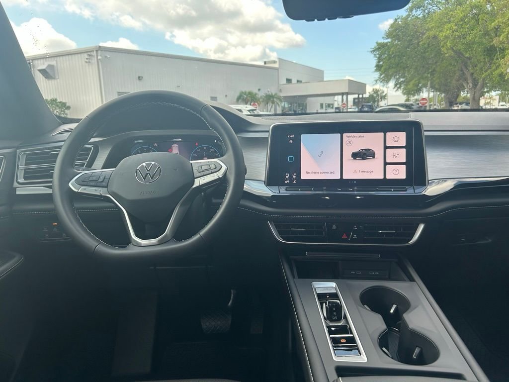 New 2026 White/off-white Volkswagen 2.0T SE image 47