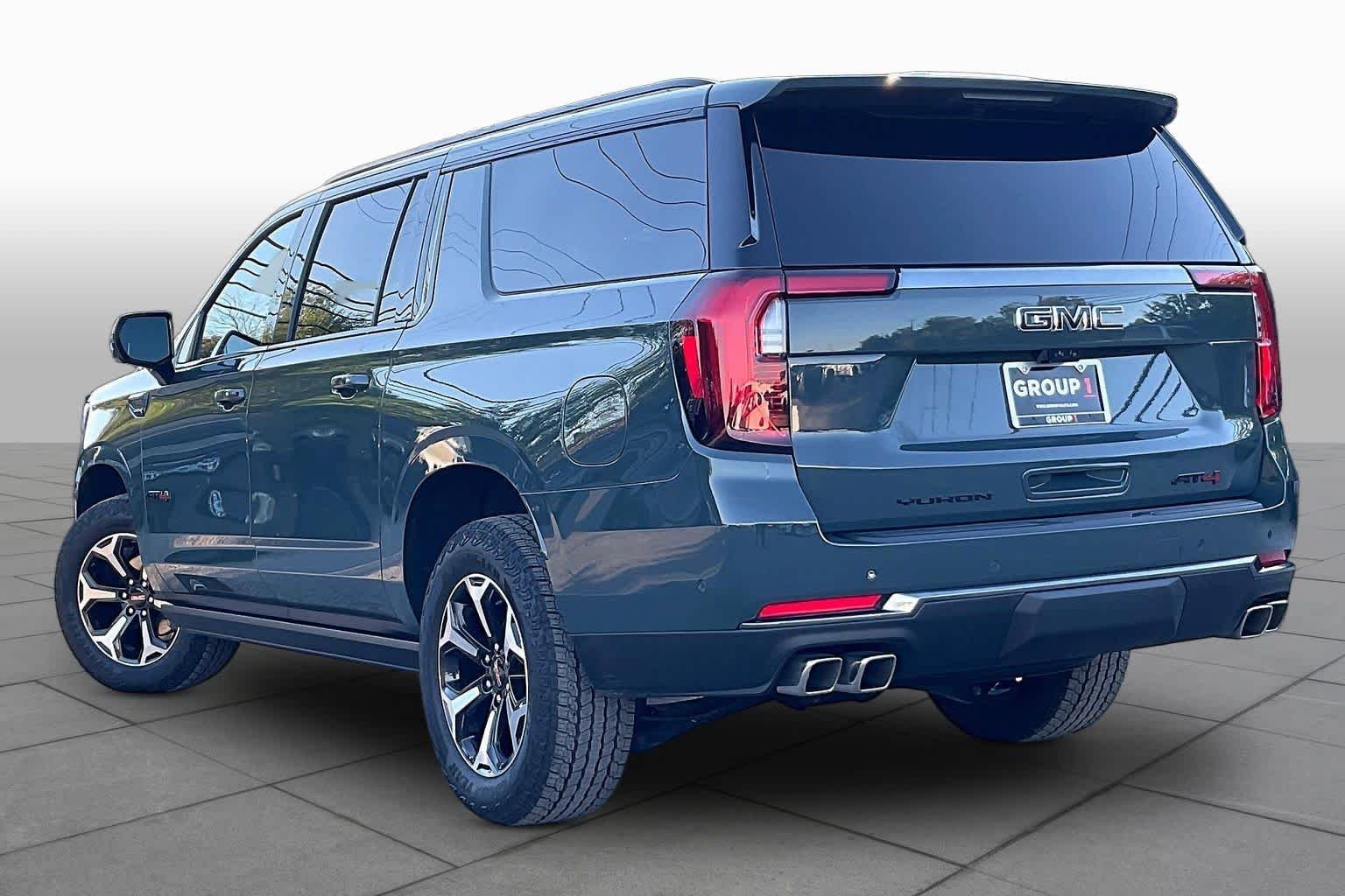 Used 2026 Midnight Pine GMC AT4 image 12