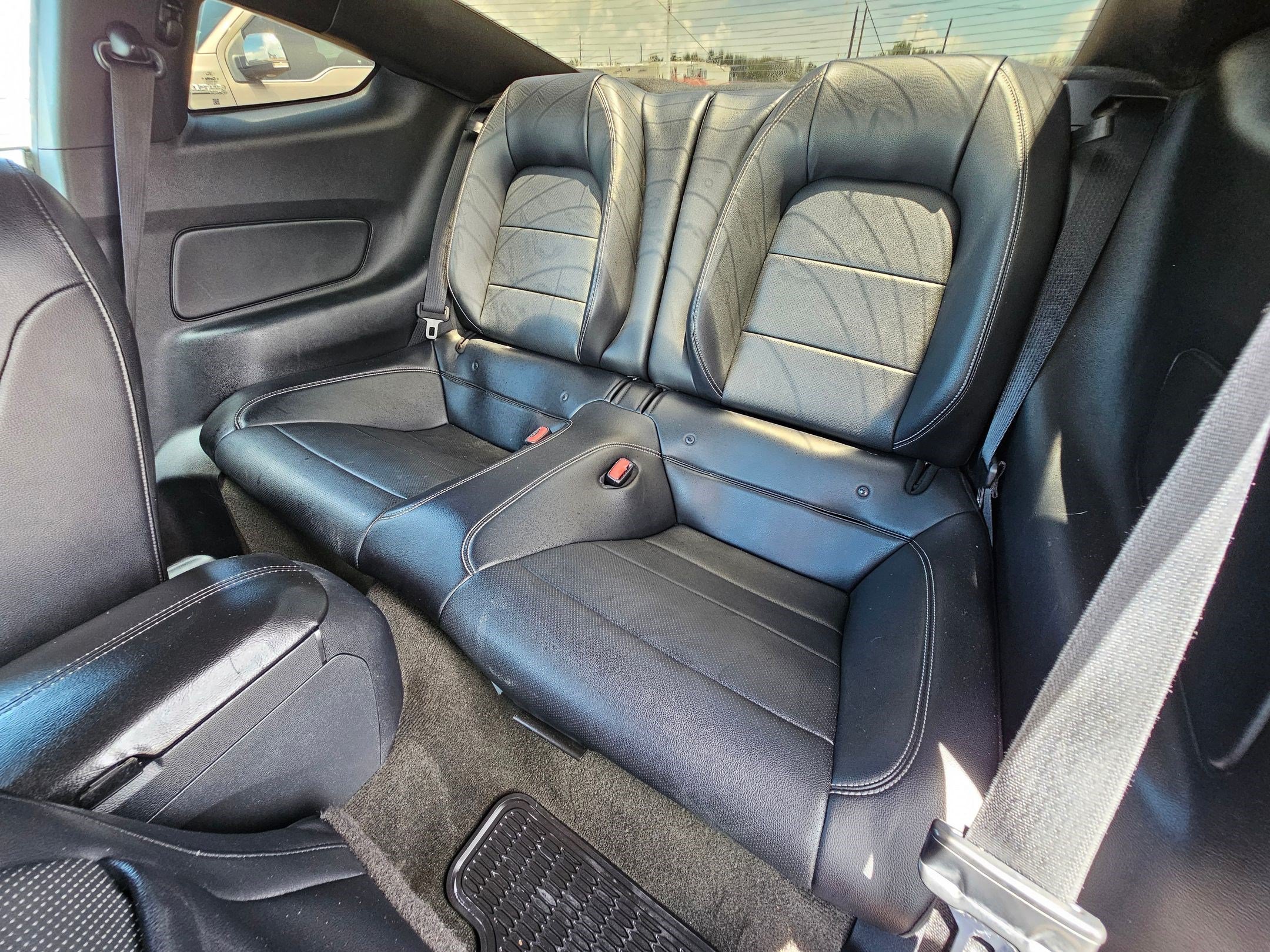 Used 2015 Race Red Ford GT Premium image 23