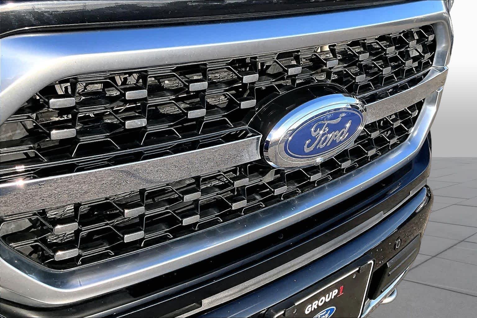 Used 2022 Agate Black Ford Platinum image 29