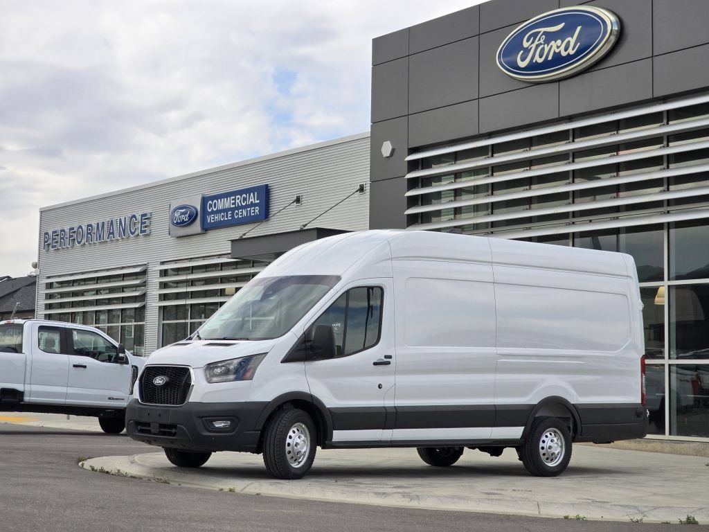 New 2026 Oxford White Ford XL image 3