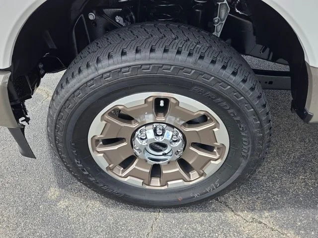 New 2026 Star White Metallic Tri-Coat Ford King Ranch image 19