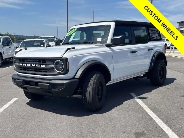 2025 Ford Bronco 4-Door Base - Photo 6