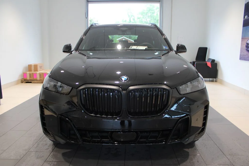 New 2026 Black Sapphire Metallic BMW xDrive40i image 12