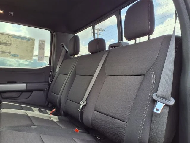 New 2026 Avalanche Ford XLT image 7