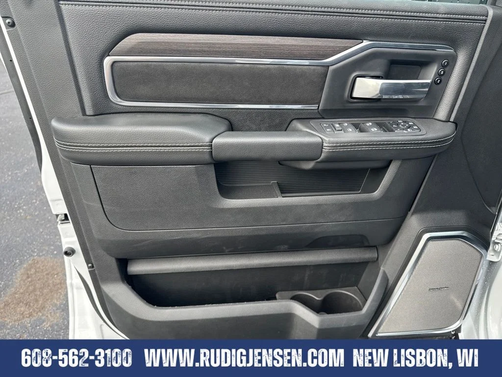 2026 RAM 2500 Laramie - Photo 10