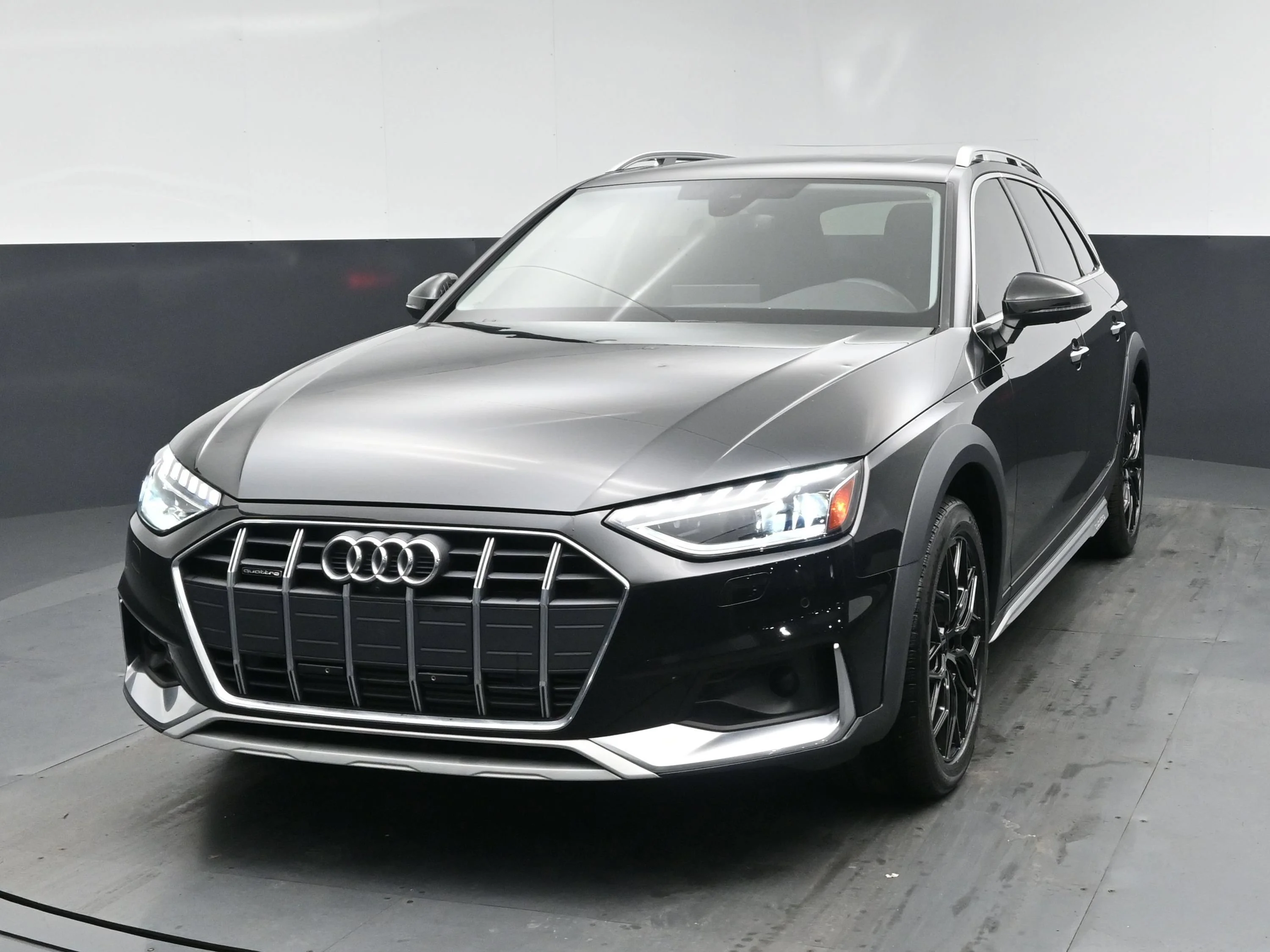 2023 Audi A4 allroad 45 Premium Plus quattro S tronic's photo