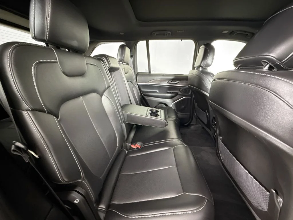 Used 2025 Black Jeep 4xe image 26
