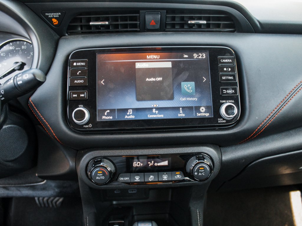 Used 2024 Boulder Gray Pearl Nissan SR image 14