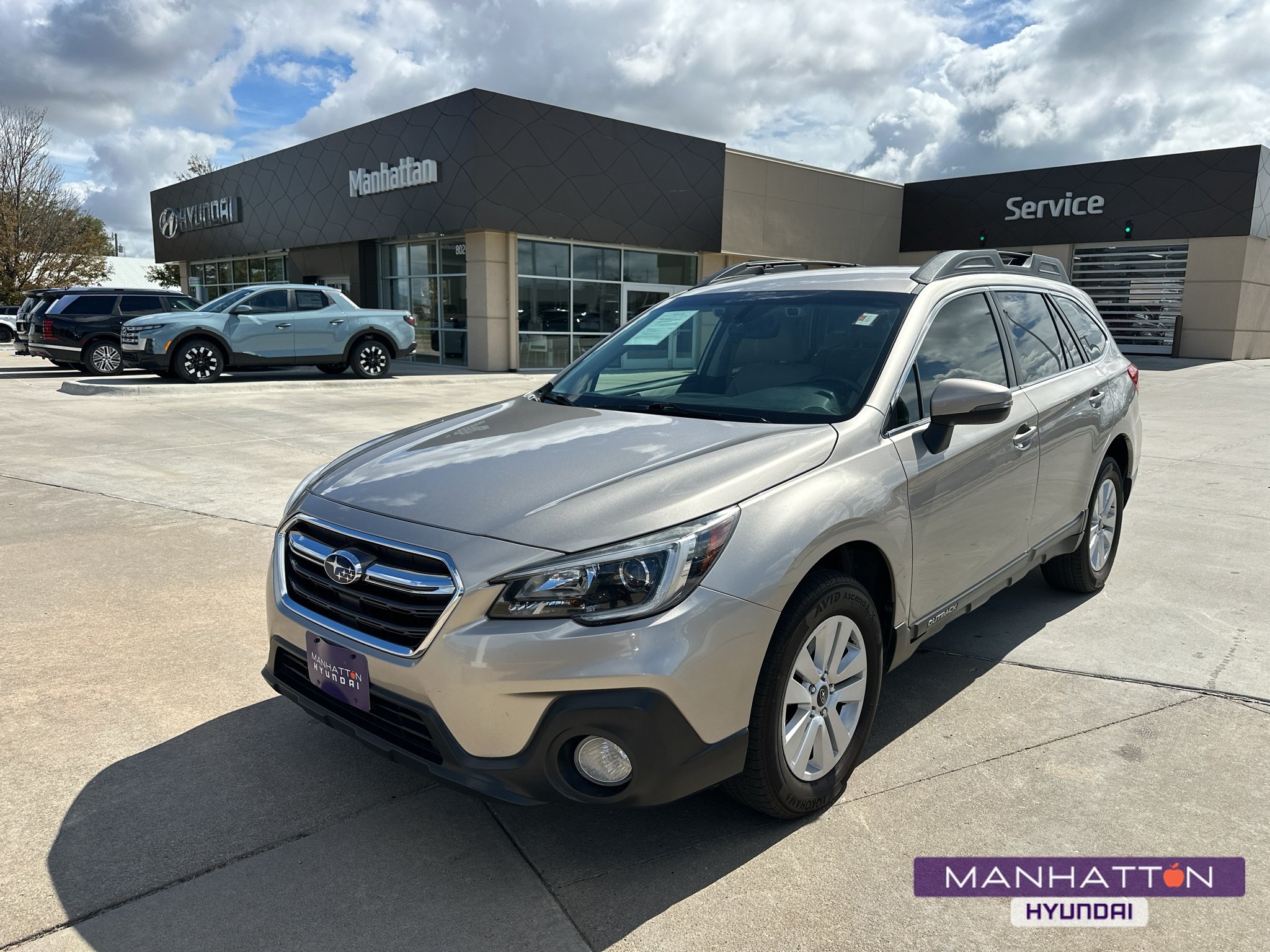 Used 2018 Tungsten Metallic Subaru Premium image 1