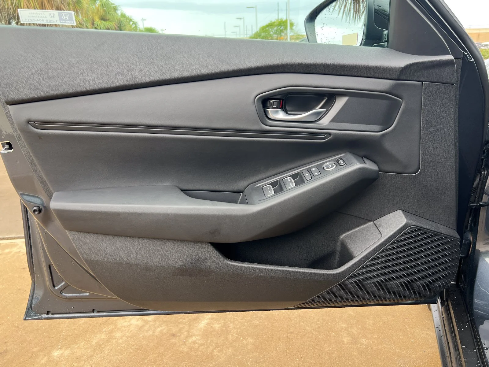 New 2026 Meteorite Gray Metallic Honda SE image 14