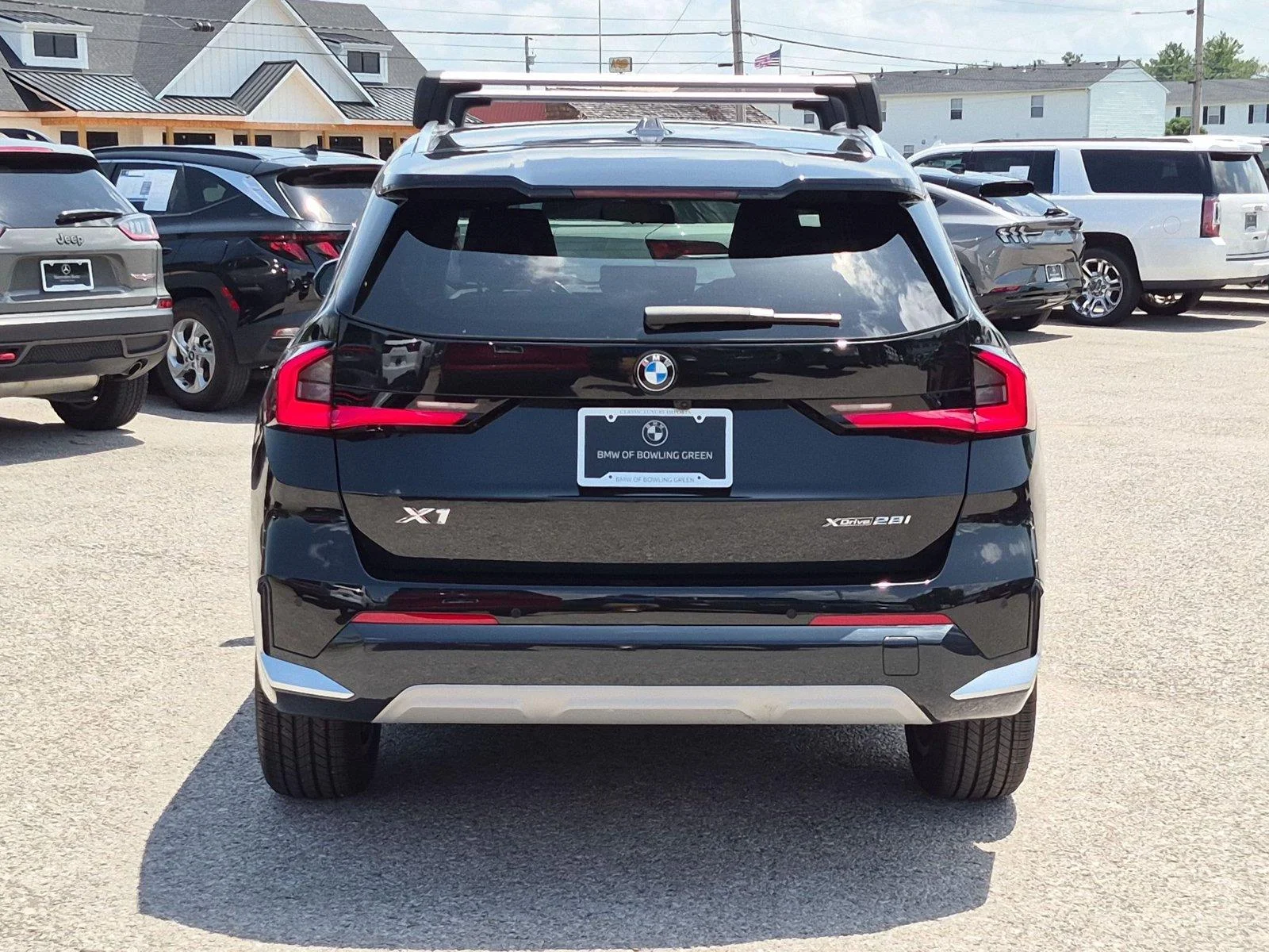 Used 2024 Black Sapphire Metallic BMW xDrive28i image 4