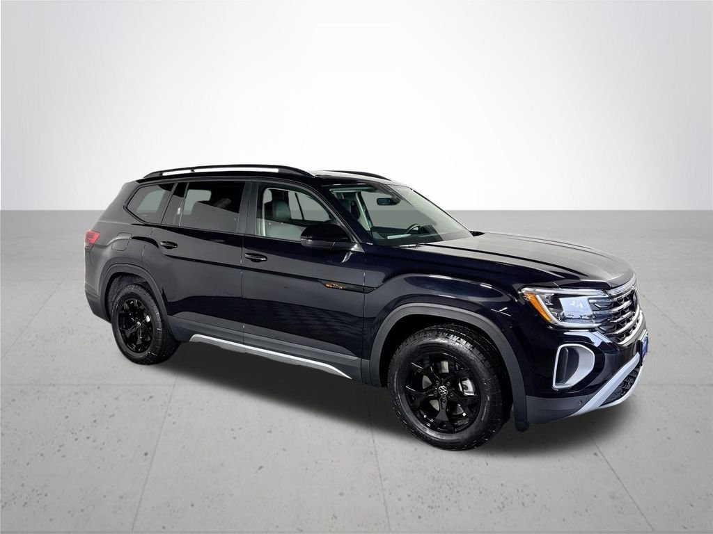 New 2026 Deep Black Pearl Volkswagen Peak Edition image 4