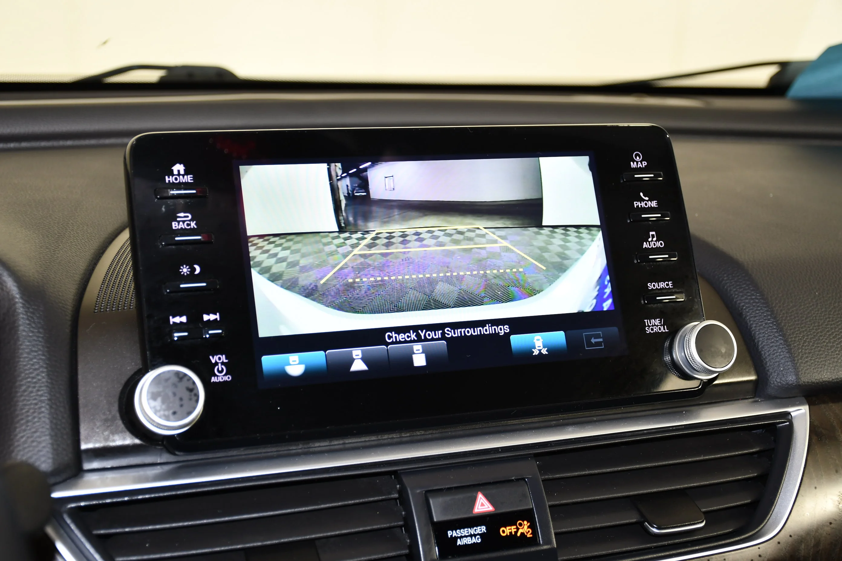 Used 2021 Platinum White Pearl Honda Touring image 20