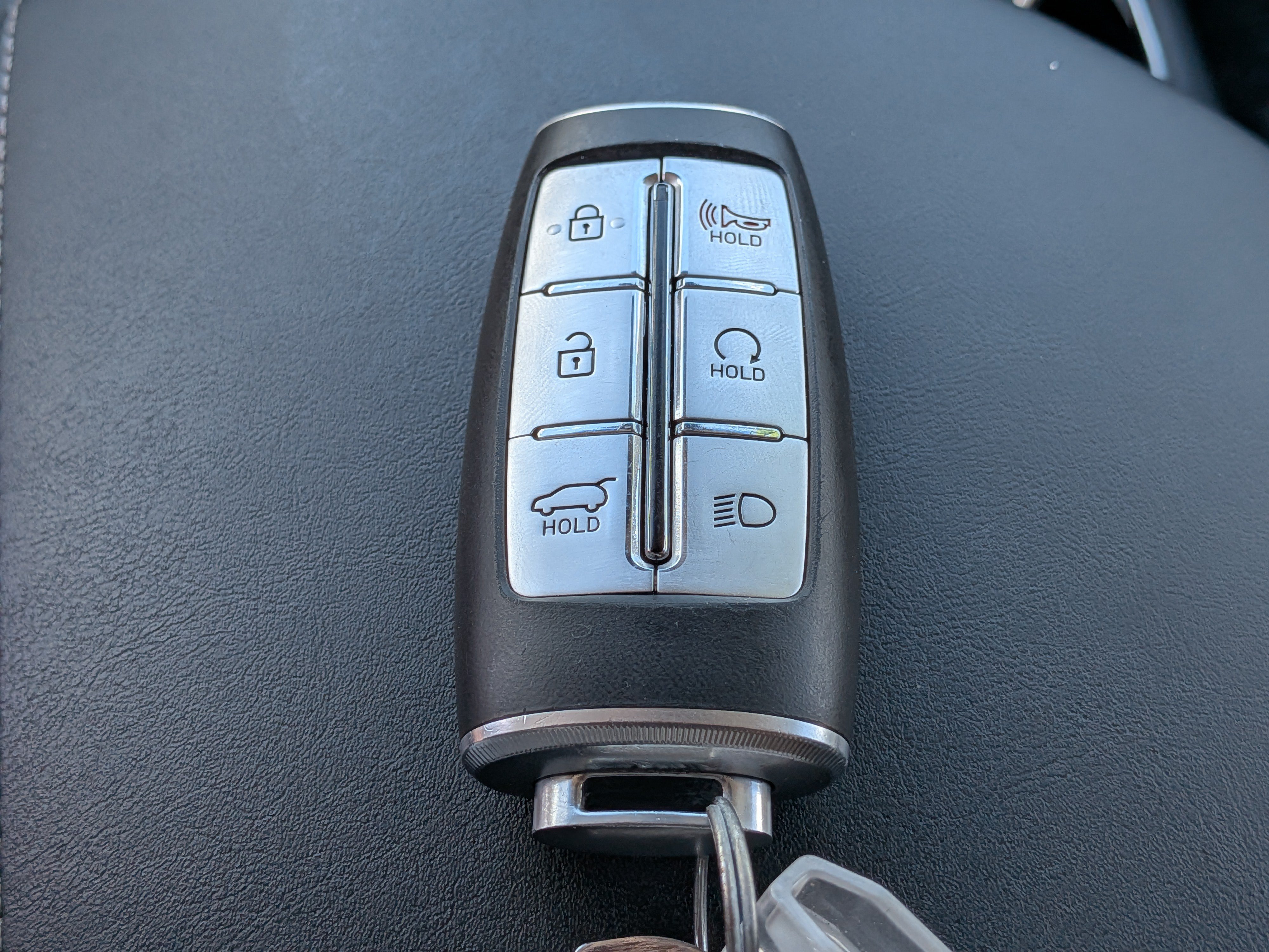 2022 GENESIS GV70 Standard - Photo 36