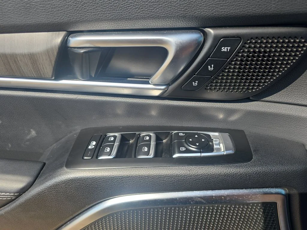 Used 2023 Ebony Black Kia SX image 65