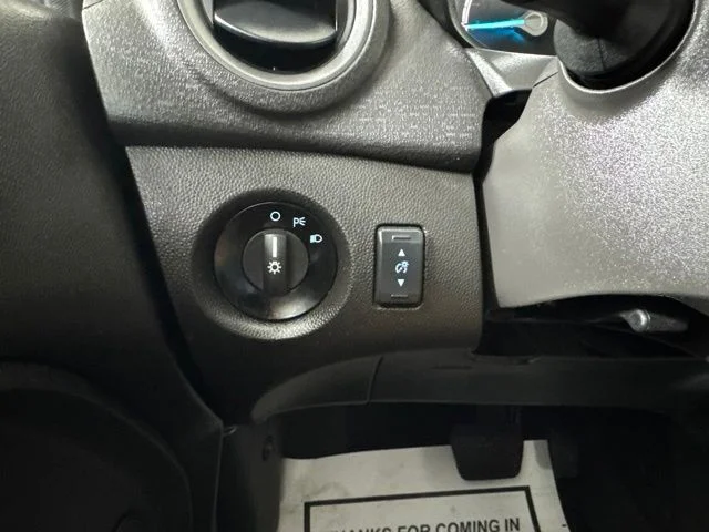 Certified Used 2019 Oxford White Ford S image 20