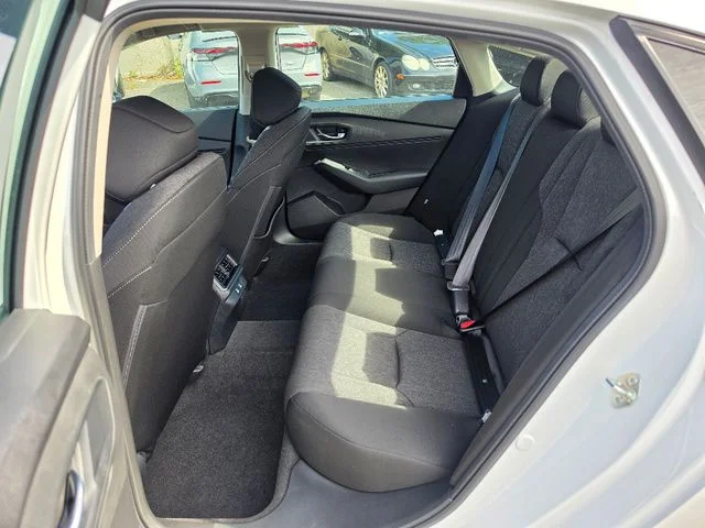 New 2026 Platinum White Pearl Honda SE image 7
