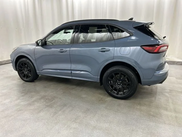 Used 2024  Ford ST-Line image 3