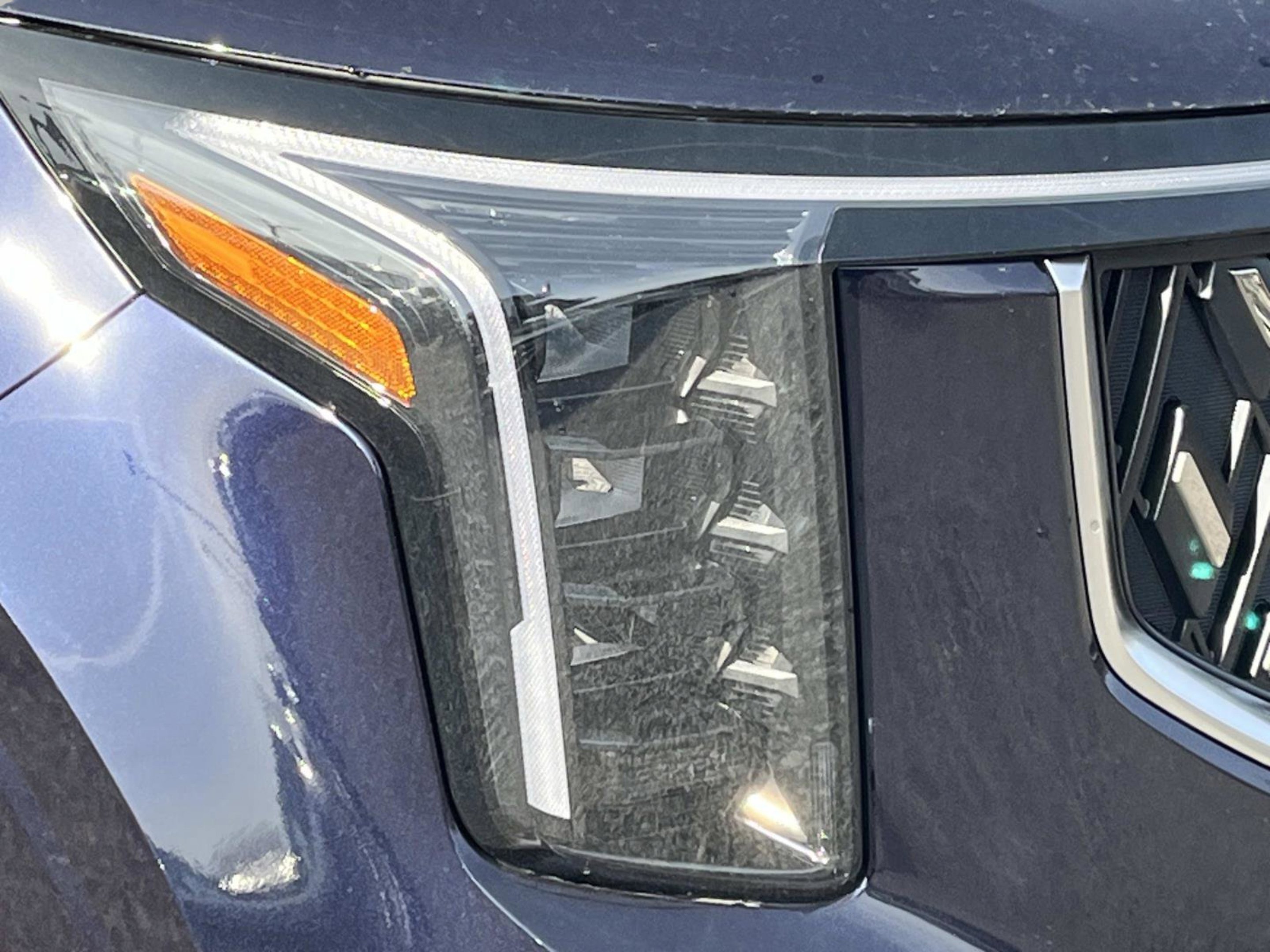New 2026 Deep Chroma Blue Kia EX image 9