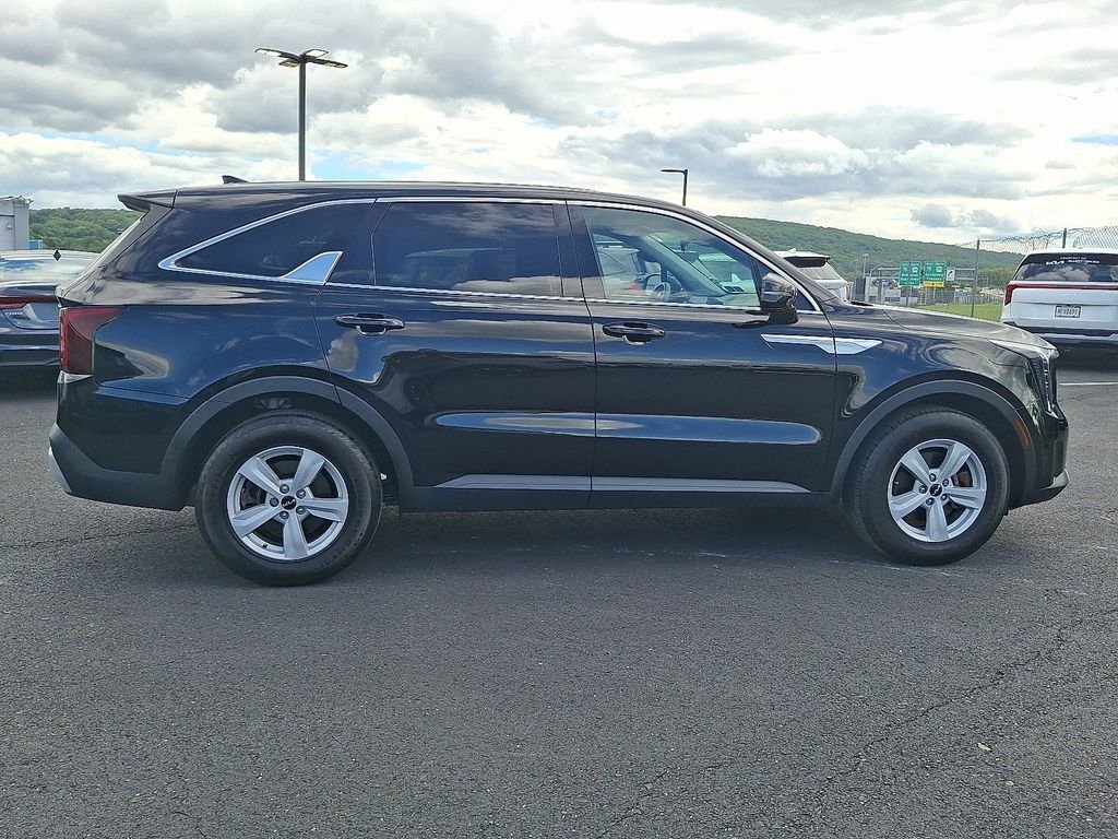 Certified Used 2025 Black Kia LX image 7