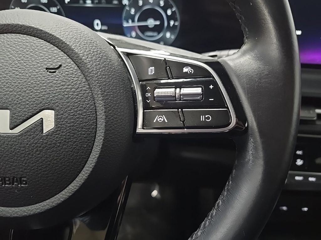 Used 2024 Blue / Black Kia S image 20
