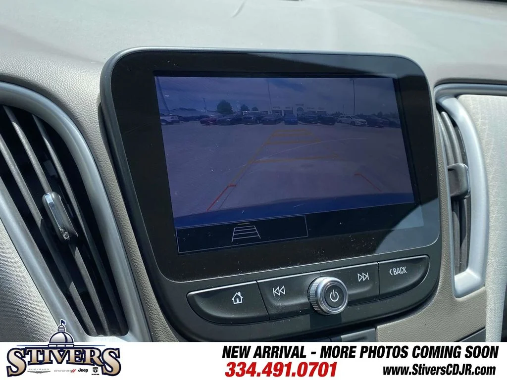 Used 2025 Blue Chevrolet LT image 57