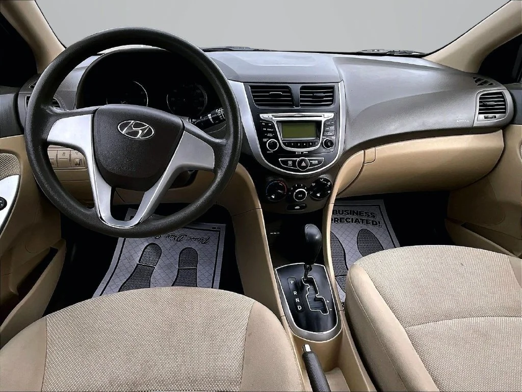 Used 2012 Brown Hyundai GLS image 17
