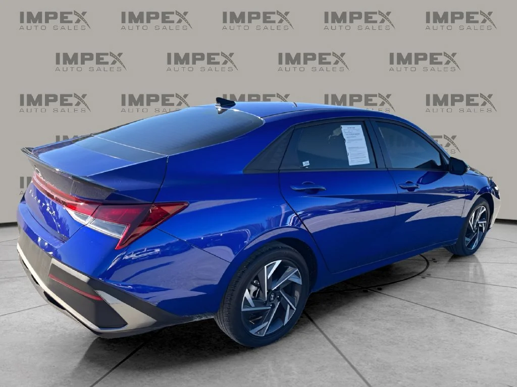 Used 2025 Blue Hyundai SEL Sport image 5