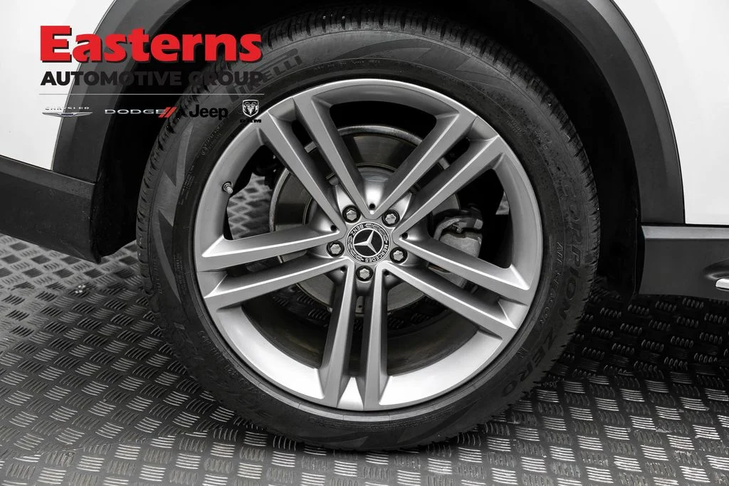 Used 2020 White Mercedes-Benz GLE 350 image 30