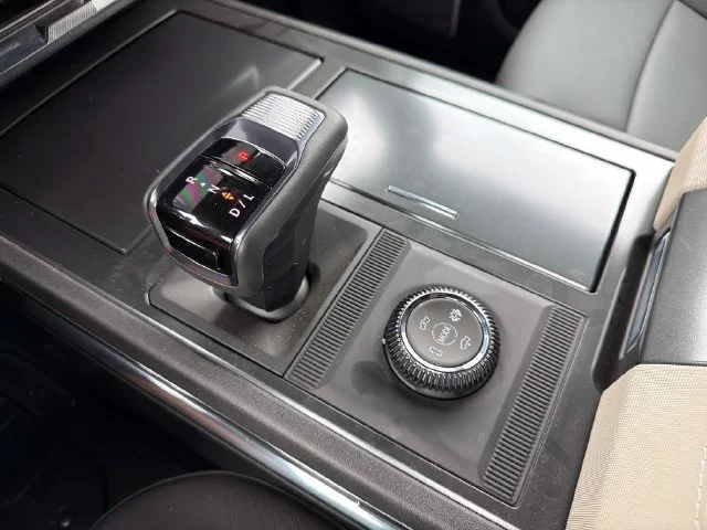 2026 GMC HUMMER EV 2X - Photo 15