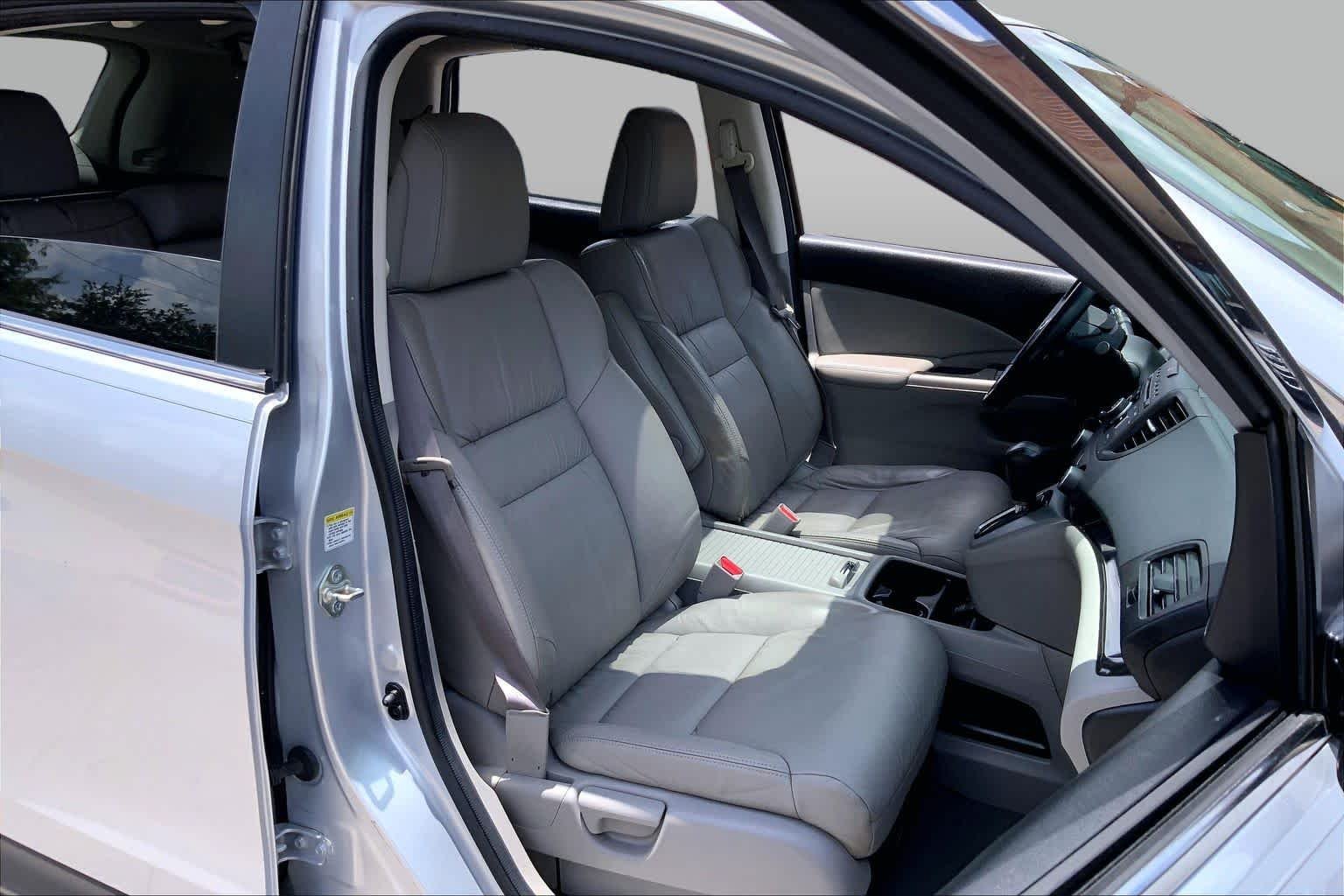 Used 2014 Alabaster Silver Metallic Honda EX-L image 9
