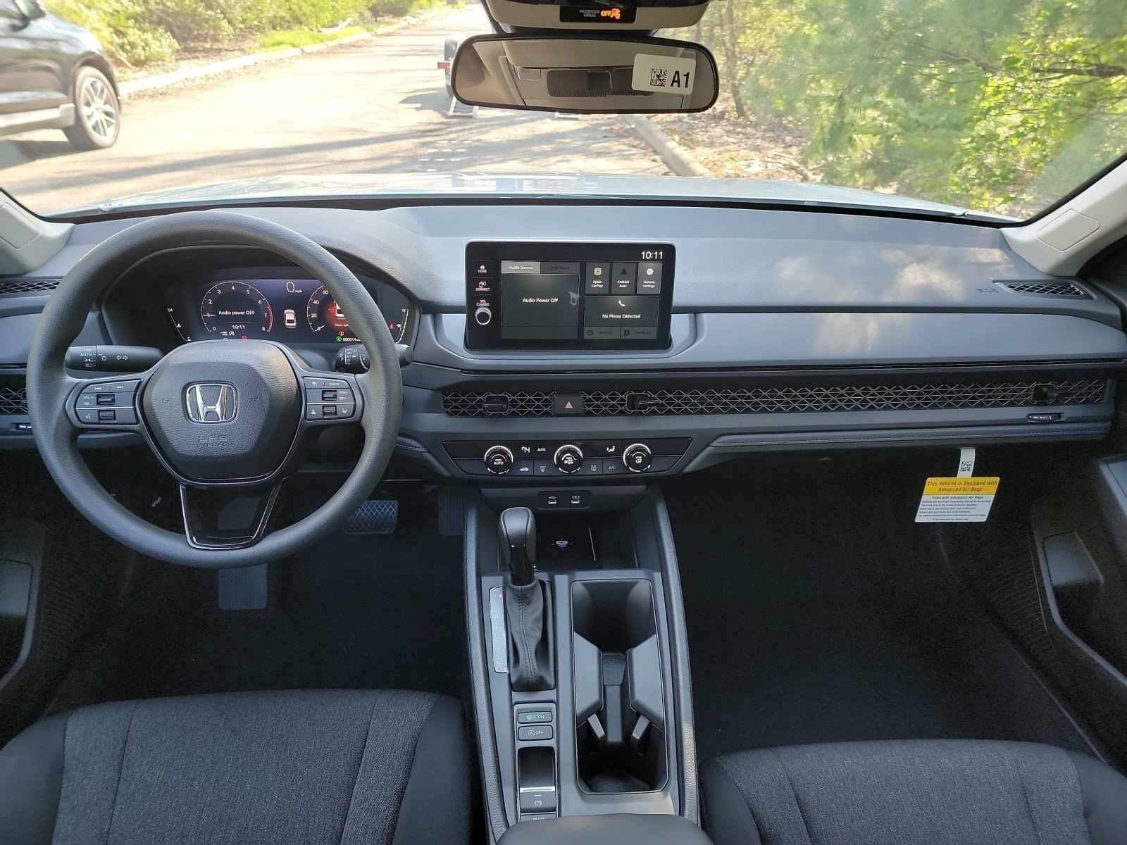 New 2026 Solar Silver Metallic Honda LX image 9
