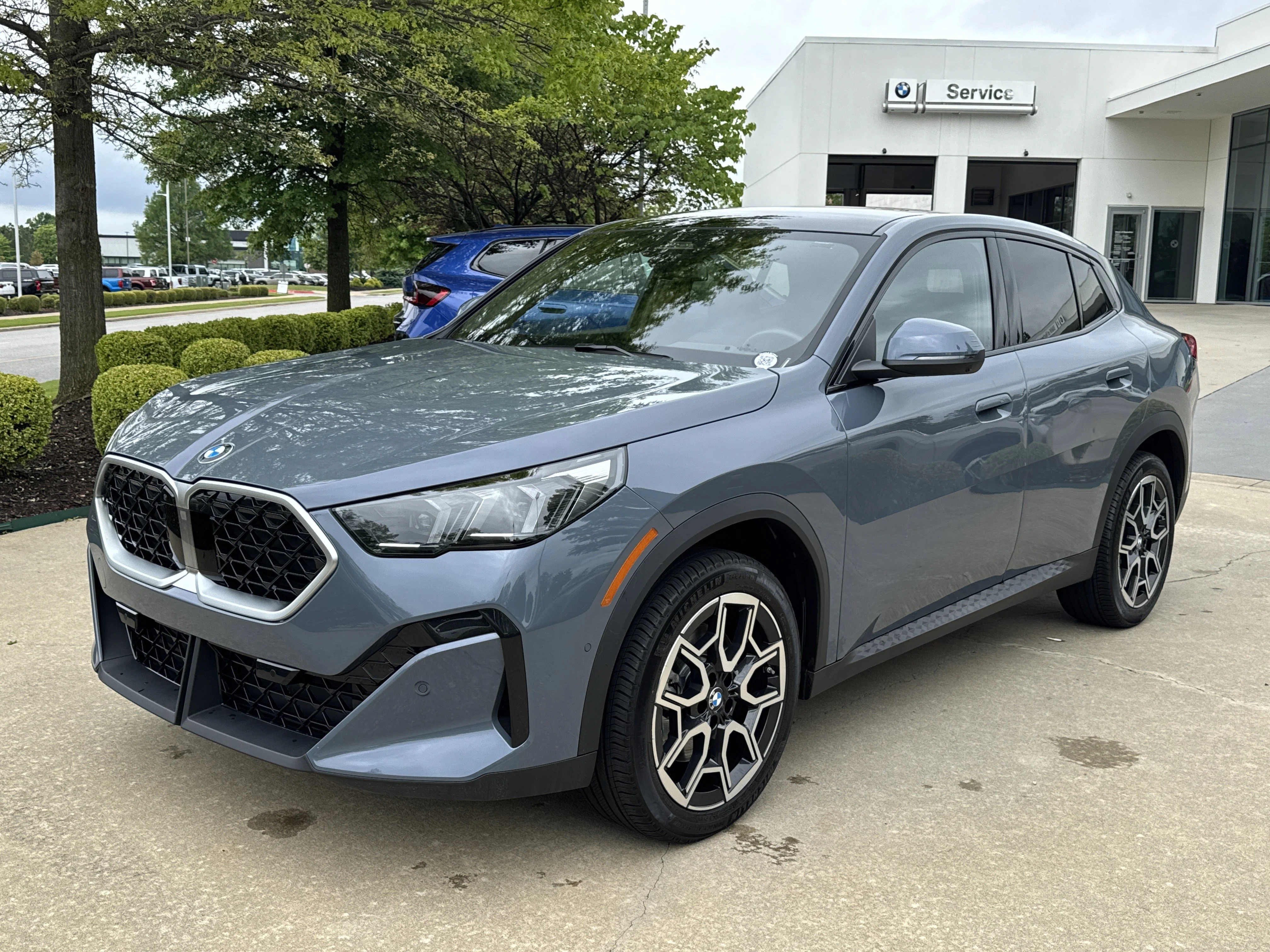 2025 BMW X2 xDrive28i's photo