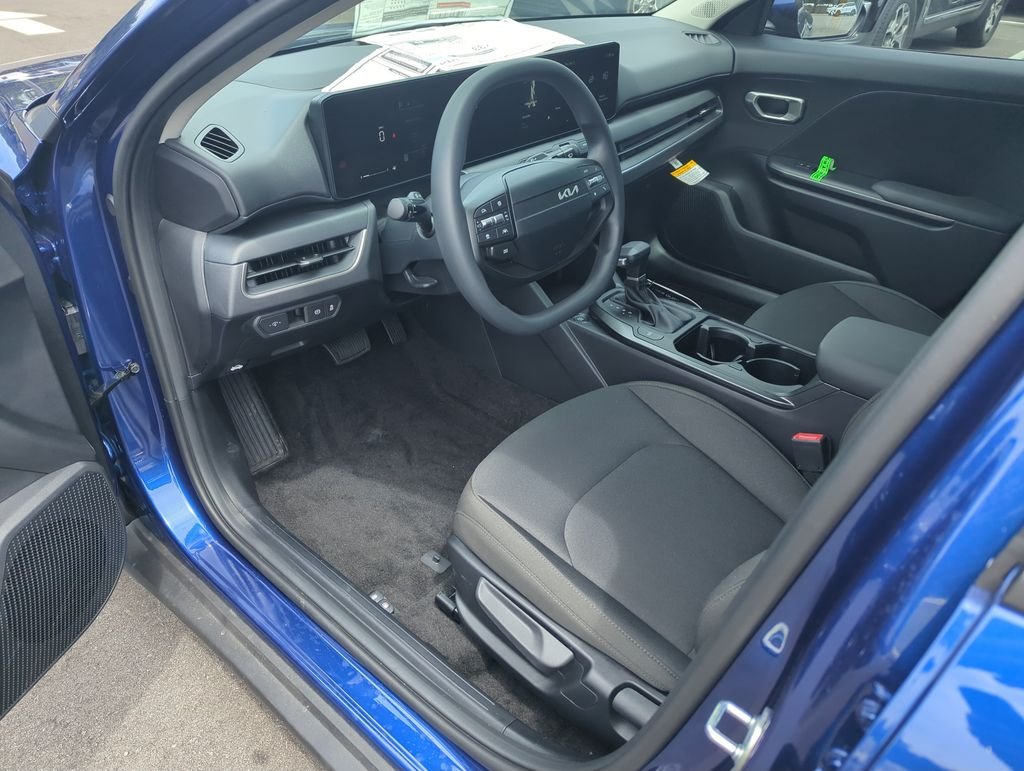 New 2026 Deep Sea Blue Kia LXS image 11