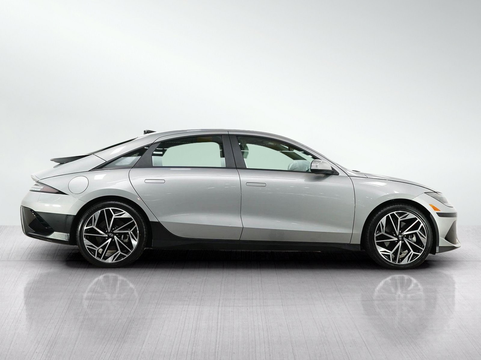2023 Hyundai IONIQ 6 SEL - Photo 7