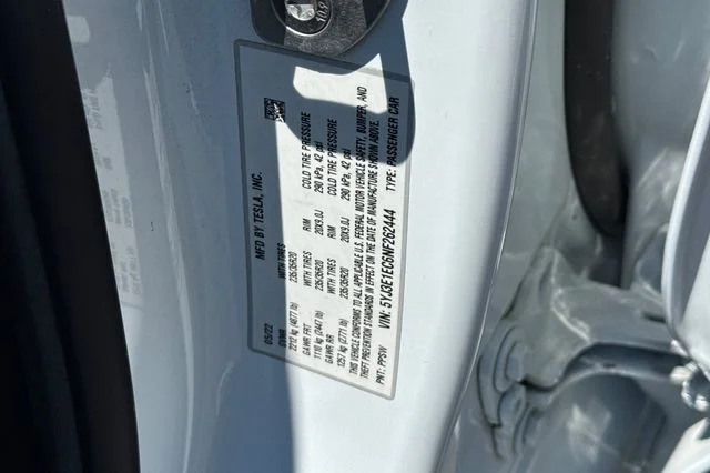 Used 2022  Tesla Performance image 32