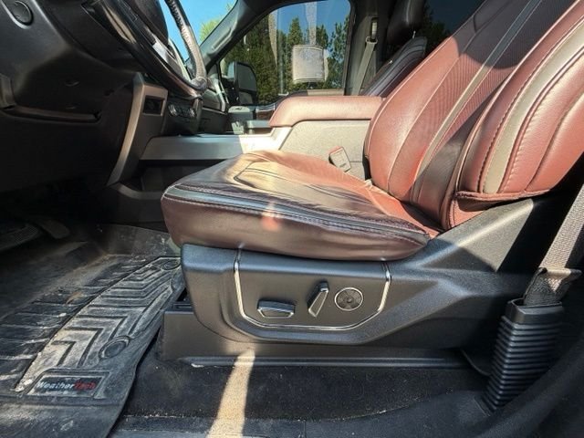 Certified Used 2017 Shadow Black Ford Platinum image 9