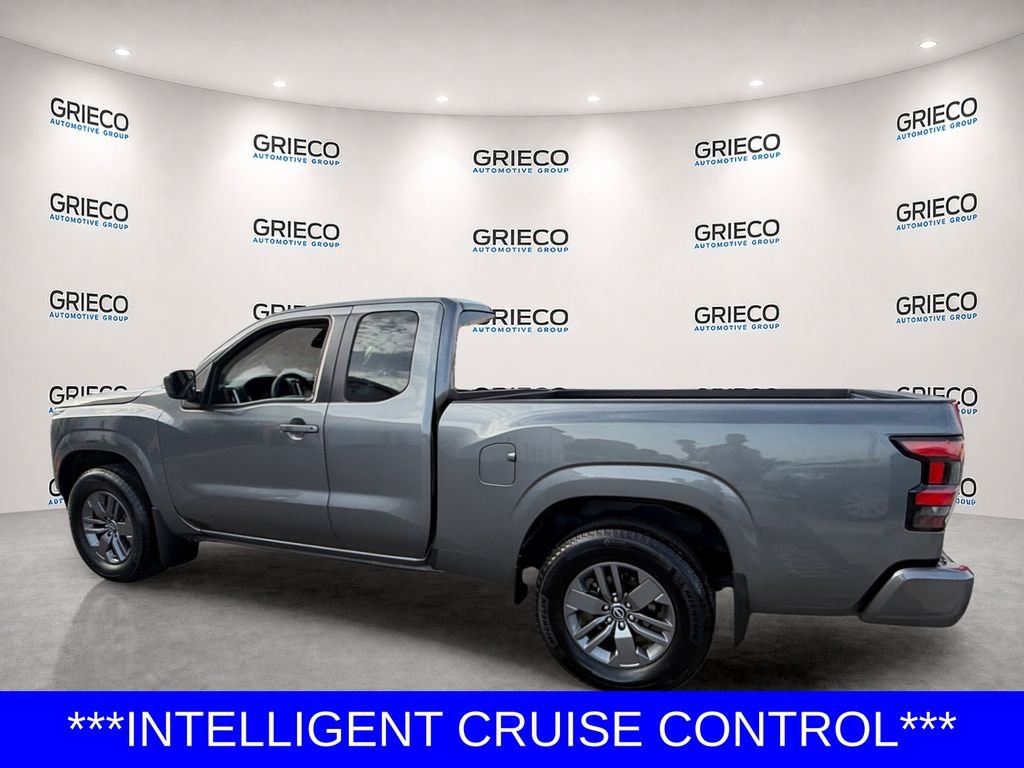 Used 2025 Gray Nissan SV image 5