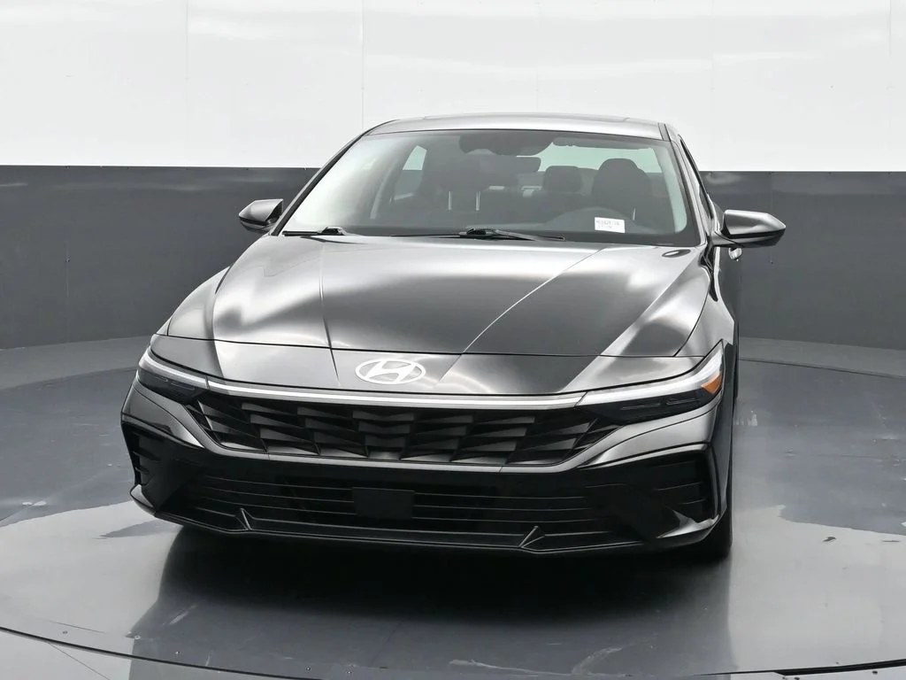 Certified Used 2024 Black Hyundai SEL image 15